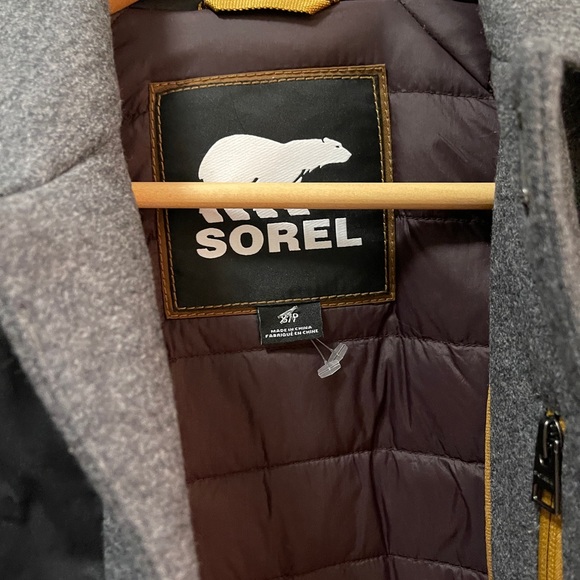 Sorel Aylwin Trench Coat - Picture 11 of 14